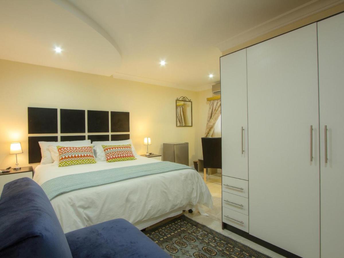 Royal Hills Lodge And Spa Thohoyandou Eksteriør bilde