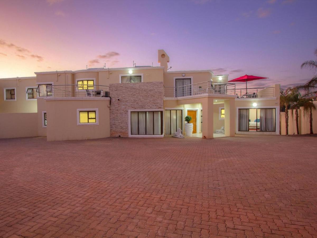 Royal Hills Lodge And Spa Thohoyandou Eksteriør bilde